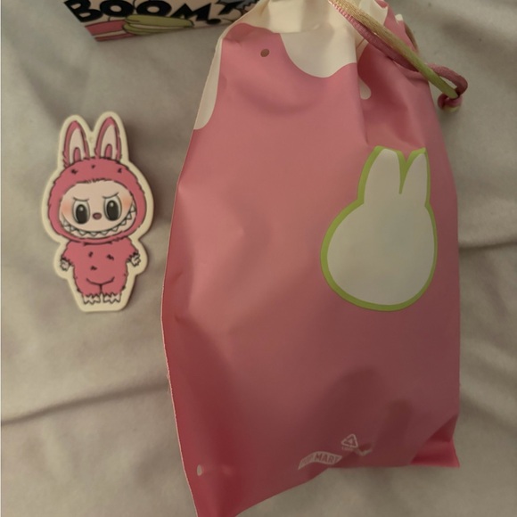 Lychee Berry Labubu - Picture 2 of 7